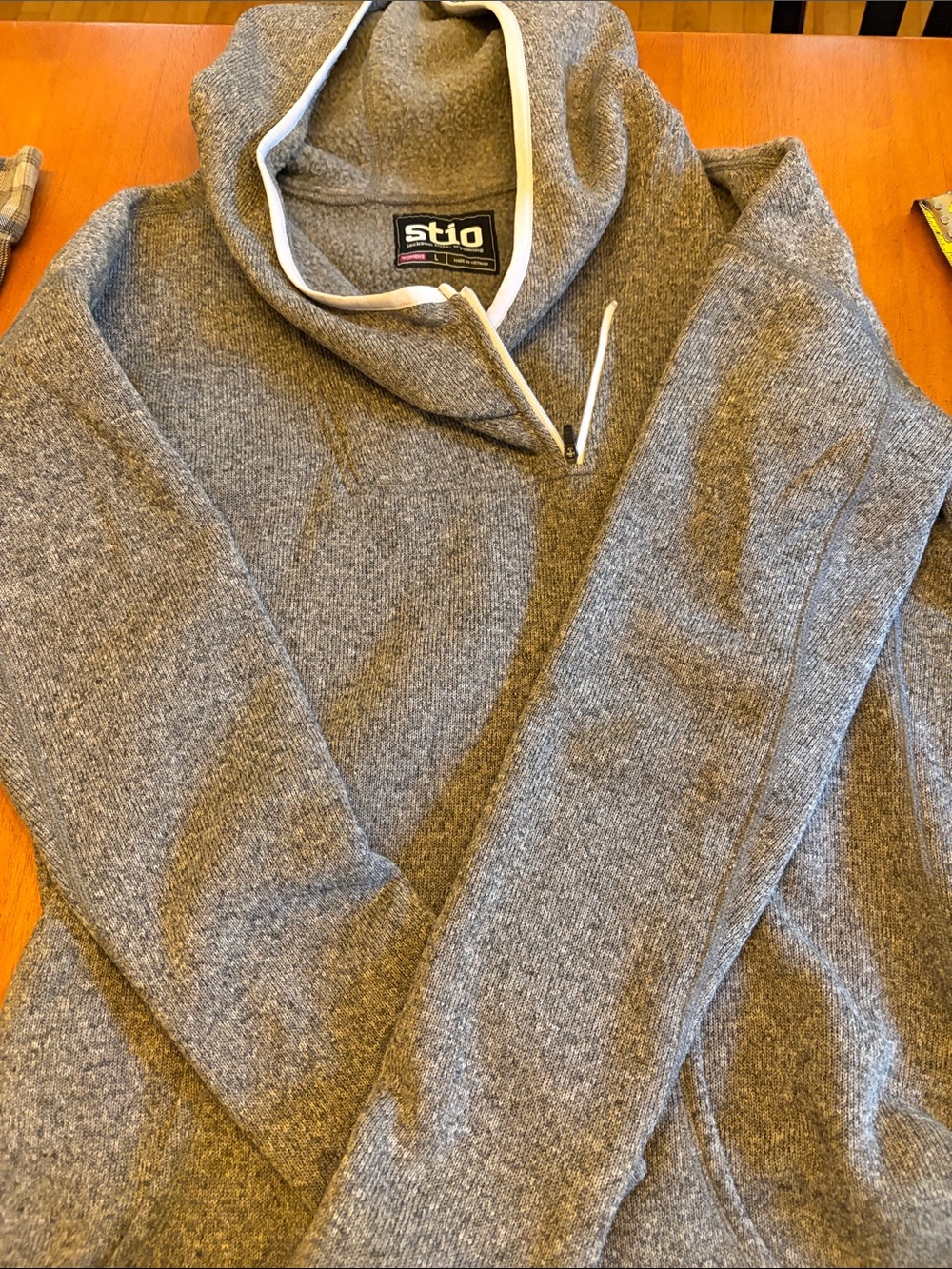 Stio Women's Gray Zip-Neck Shawl Collar Sweatshirt